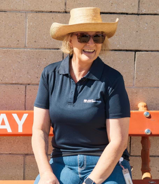 Nurse on Mackay bench